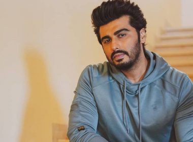 Arjun Kapoor narrates how he stood up for Sonam Kapoor in school and got punched in the eye!
