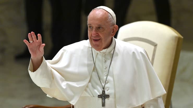 Pope rules any baptized lay Catholic, inclusive of ladies, can head Vatican departments