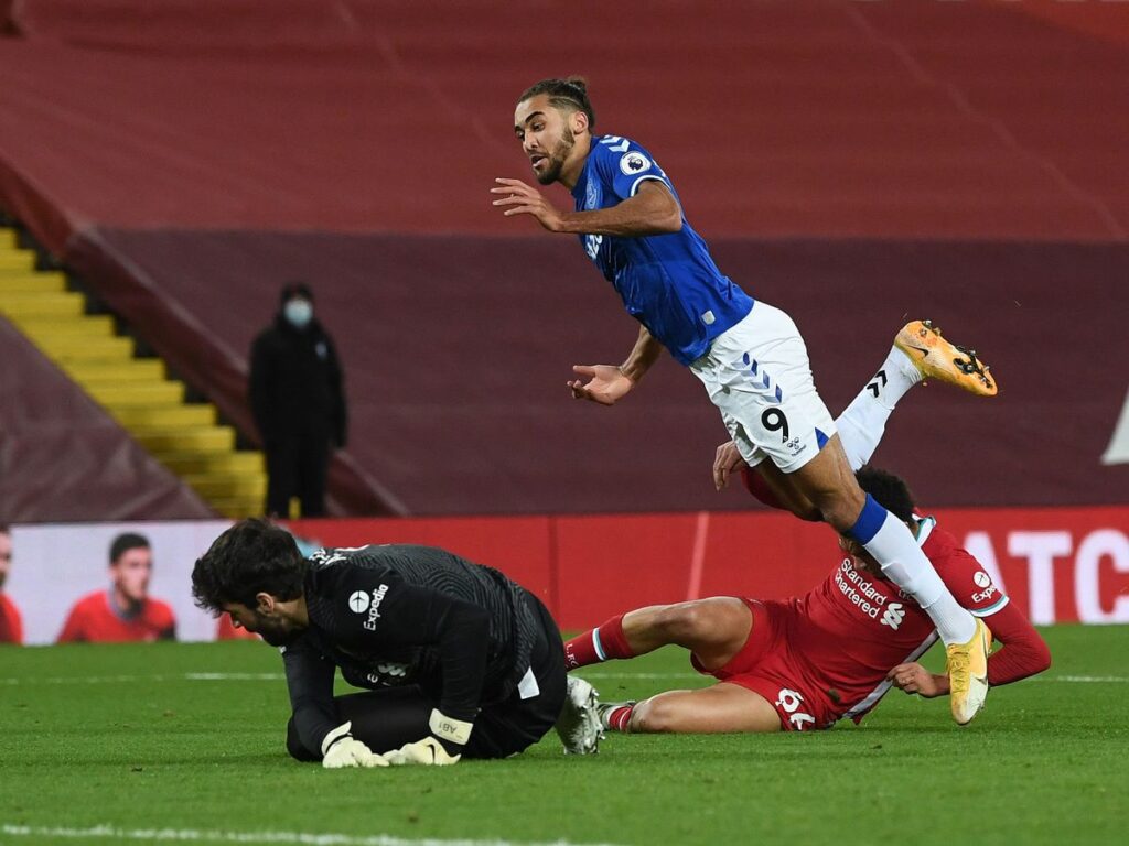 Liverpool big name Fabinho takes cocky swipe at Richarlison in celebratory Instagram put up Liverpool