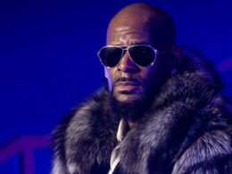R.Kelly Fans' 'Kindness and Love' After His Disappearance Documentary