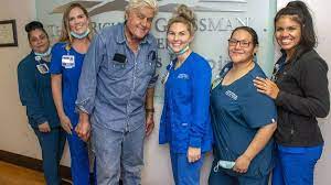 Jay Leno discloses fire burns and discharged from the hospital