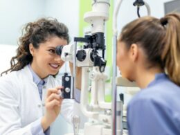 15 Signs You Should Visit an Optometrist