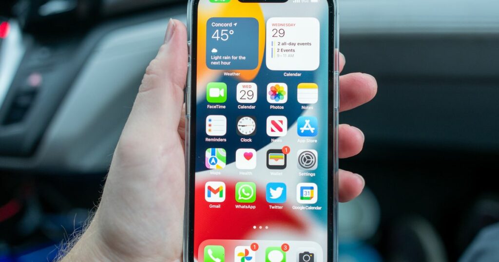 Some big Apple offerings should soon stop working on older gadgets