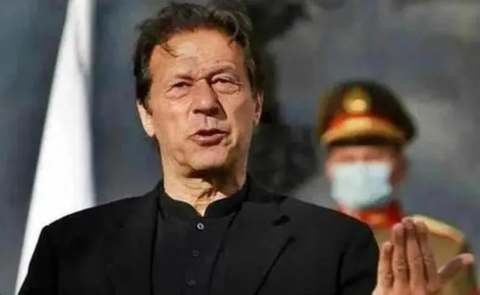 Former Prime Minister of Pakistan Arrested | PTI Says Imran Is Badly Hurt