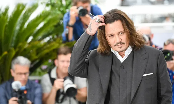 Return of Johnny Depp to Cannes Highlights French Division Over.