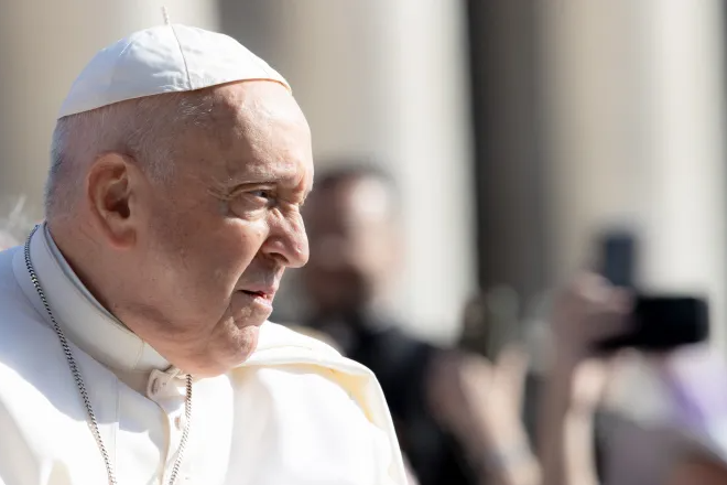 A Vatican spokesperson has confirmed that Pope Francis is running a fever.