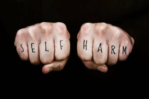  Choices of Pride for Knuckle Tattoo