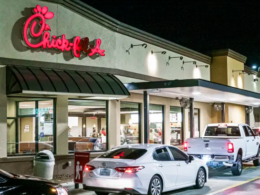Fast-food drive-thru lanes are becoming faster as fewer drivers wait in line.